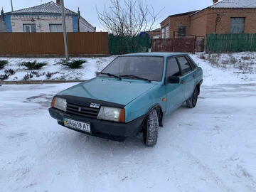 Авто ВАЗ 2109 1999 № 8448801