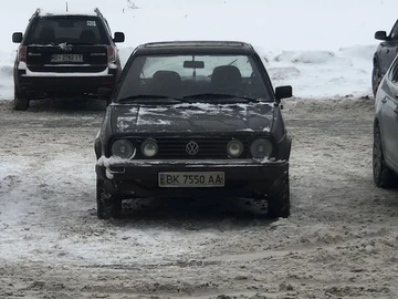 Авто Volkswagen Golf 1999 № 8449049