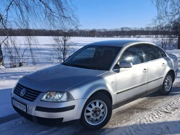 Авто Volkswagen Passat Sedan 2000 № 8449084