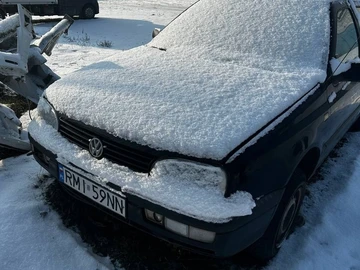 Авто Volkswagen Golf 1993 № 8449196