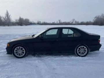 Авто BMW 3 Серия 1995 № 8449226
