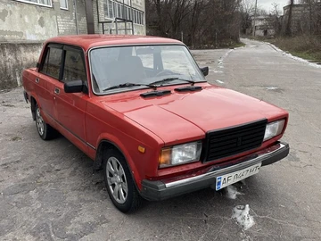 Авто ВАЗ 2107 1990 № 8449348