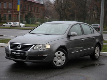 Авто Volkswagen Passat Sedan 2005 № 8449715
