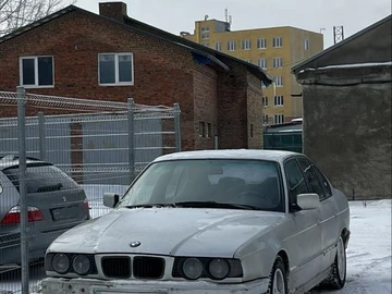 Авто BMW 5 Серия 1993 № 8449761