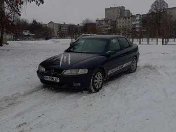 Авто Opel Vectra 1998 № 8449768
