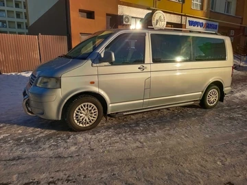 Авто Volkswagen Transporter 2007 № 8449801