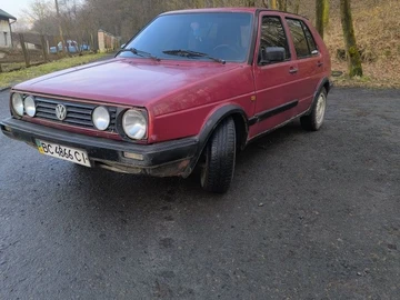 Авто Volkswagen Golf 1992 № 8449908