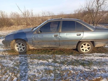 Авто Opel Omega 1987 № 8450068