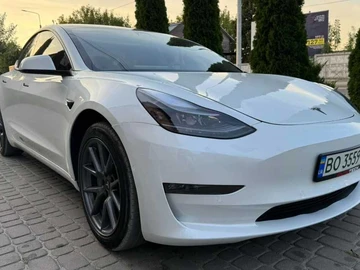 Авто Tesla Model 3 2022 № 8450161