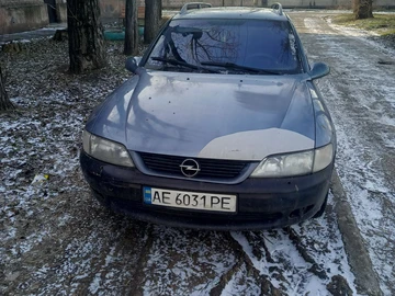 Авто Opel Vectra 1998 № 8450205