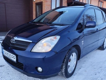 Авто Toyota Verso 2002 № 8450276