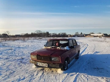 Авто ВАЗ 2107 1989 № 8450416