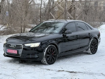 Авто Audi A4 2018 № 8450571