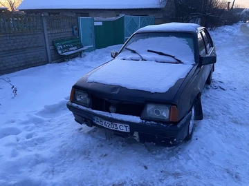 Авто Opel Ascona 1986 № 8450587