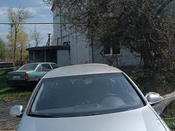 Авто Volkswagen Golf 2004 № 8451077