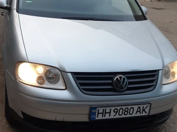 Авто Volkswagen Touran 2003 № 8451083