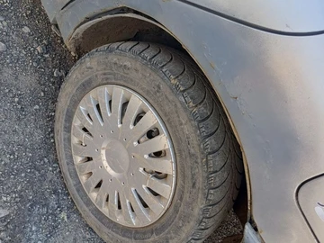 Авто Nissan Sunny 1993 № 8451127