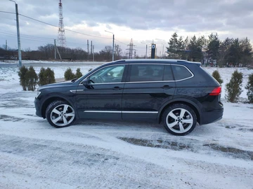 Авто Volkswagen Tiguan 2018 № 8451639