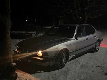Авто BMW 7 Серия 1986 № 8451747