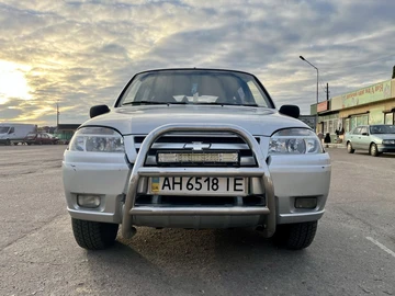 Авто Chevrolet Niva 2005 № 8451864