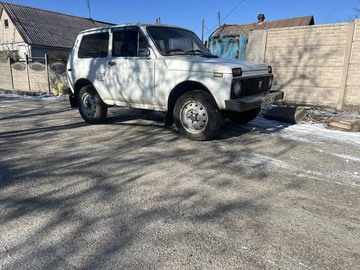 Авто ВАЗ 2121 1988 № 8452666