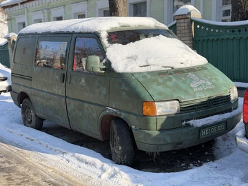 Авто Volkswagen Transporter 2001 № 8452708