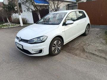 Авто Volkswagen Golf 2020 № 8452847