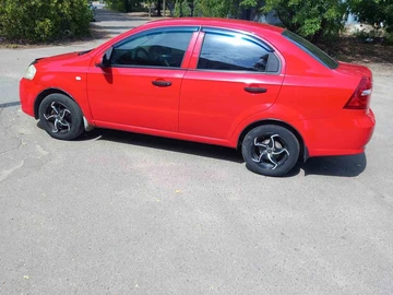 Авто Chevrolet Aveo 2010 № 8452965