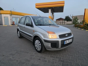 Авто Ford Fusion 2006 № 8453007