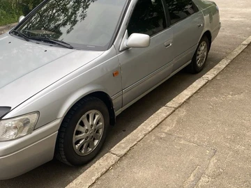 Авто Toyota Camry 1998 № 8453157