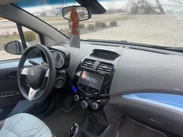 Авто Chevrolet Spark 2015 № 8453165