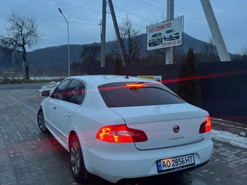 Авто Skoda Superb 2009 № 8453936