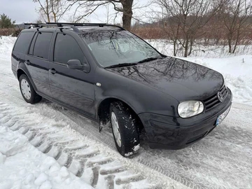 Авто Volkswagen Golf 2001 № 8454054