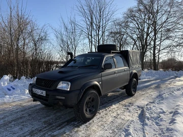 Авто Mitsubishi L 200 2004 № 8454137