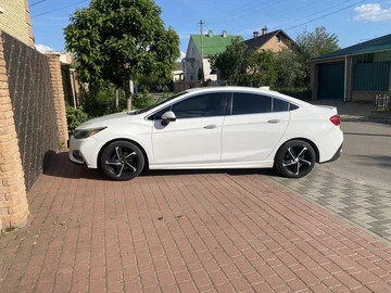 Авто Chevrolet Cruze 2016 № 8454416