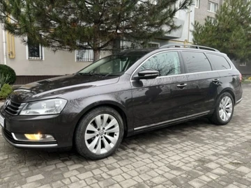 Авто Volkswagen Passat Variant 2011 № 8454447