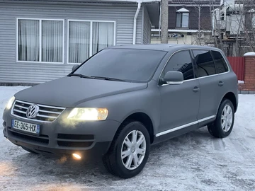 Авто Volkswagen Touareg 2005 № 8454457