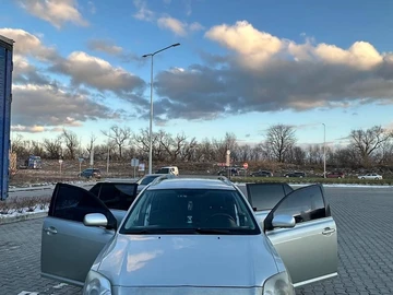 Авто Toyota Avensis 2003 № 8454501