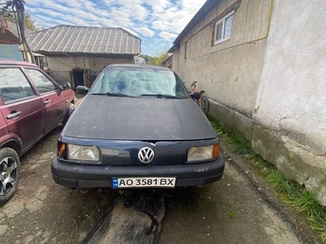 Авто Volkswagen Passat Sedan 1989 № 8454506