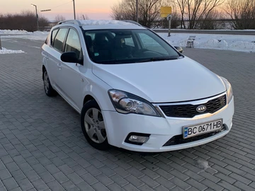 Авто KIA Cee X27 D 2010 № 8454673