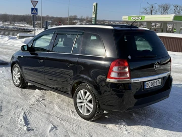Авто Opel Zafira 2011 № 8454733