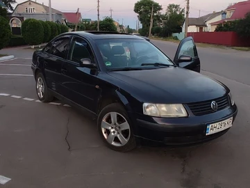 Авто Volkswagen Passat Sedan 1998 № 8454831