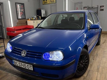Авто Volkswagen Golf 2001 № 8455122
