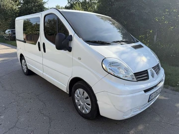 Авто Renault Trafic 2014 № 8455210