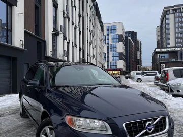Авто Volvo V70 2011 № 8455391