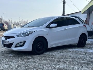 Авто Hyundai I30 2013 № 8455525