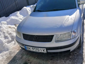 Авто Volkswagen Passat Variant 1999 № 8455557