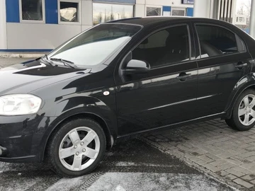 Авто Chevrolet Aveo 2011 № 8455800