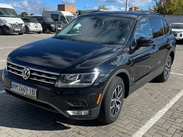 Авто Volkswagen Tiguan 2021 № 8455833
