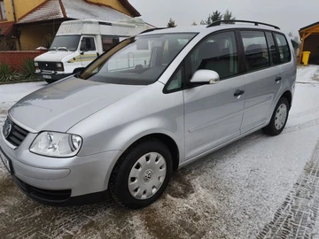 Авто Volkswagen Touran 2006 № 8456075
